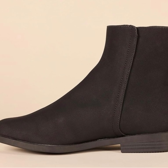 Women’s boots - Picture 2 of 3